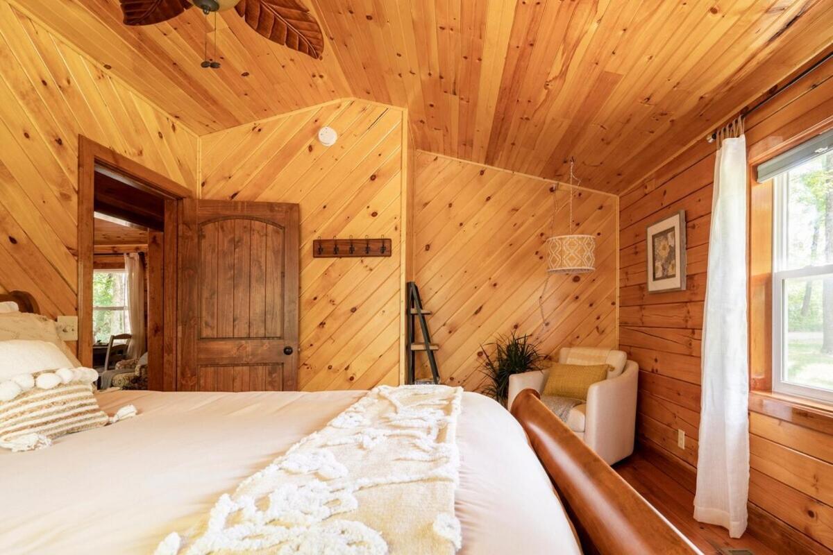 Secluded Wooded Cabin Near The Hocking Hills New Straitsville Zewnętrze zdjęcie