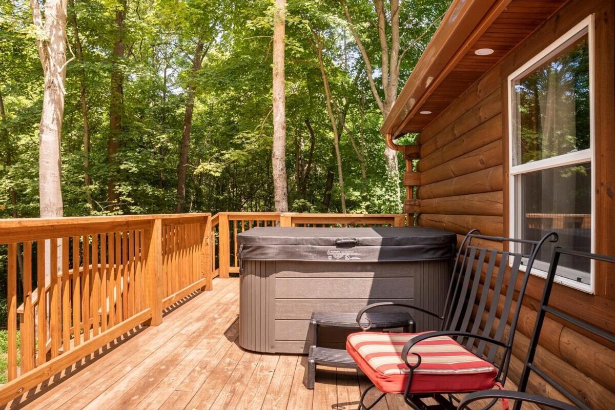 Secluded Wooded Cabin Near The Hocking Hills New Straitsville Zewnętrze zdjęcie