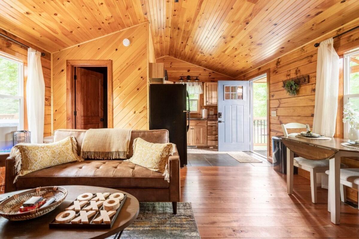 Secluded Wooded Cabin Near The Hocking Hills New Straitsville Zewnętrze zdjęcie
