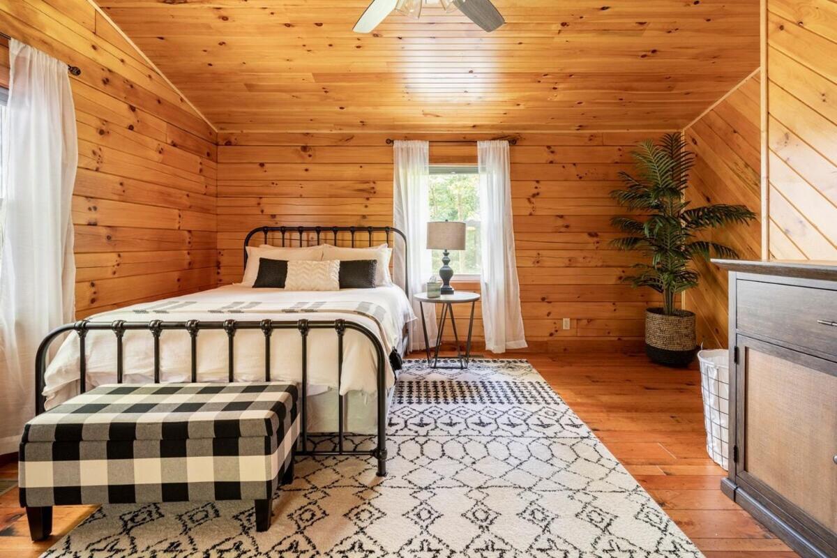 Secluded Wooded Cabin Near The Hocking Hills New Straitsville Zewnętrze zdjęcie